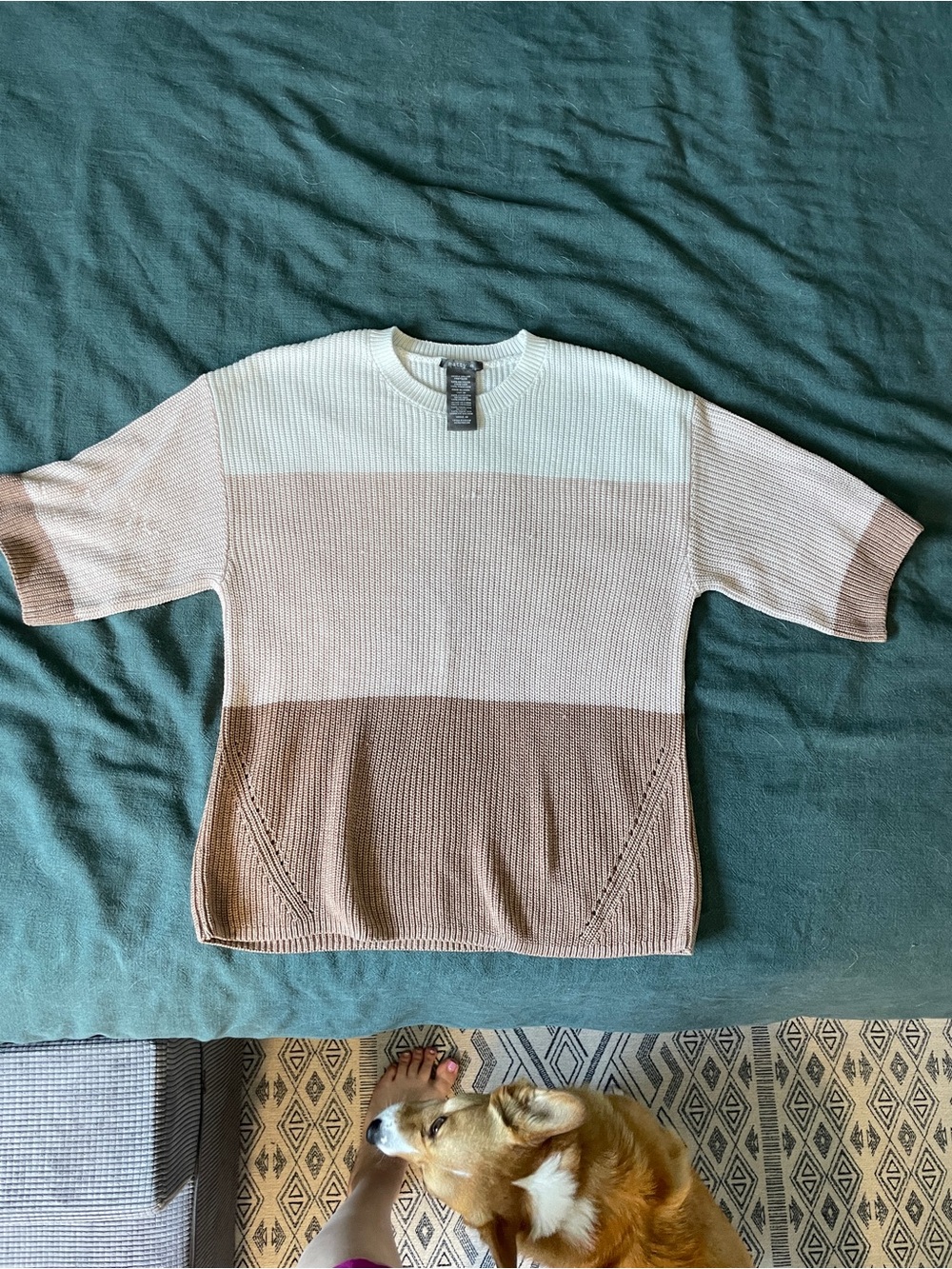 Matty M Wome’s Colorblock Crewneck Sweater in Cream, Light Pink, Brown